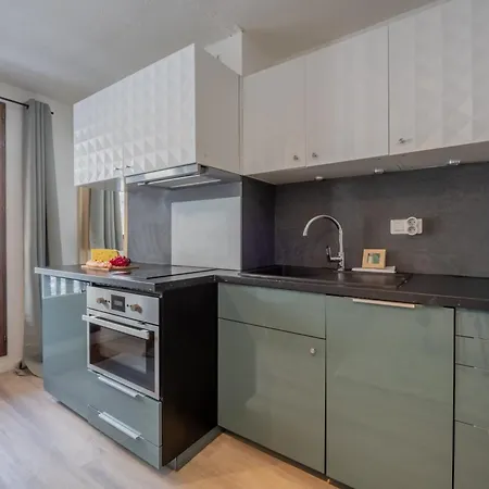 Alpine Flégère View - Happy *